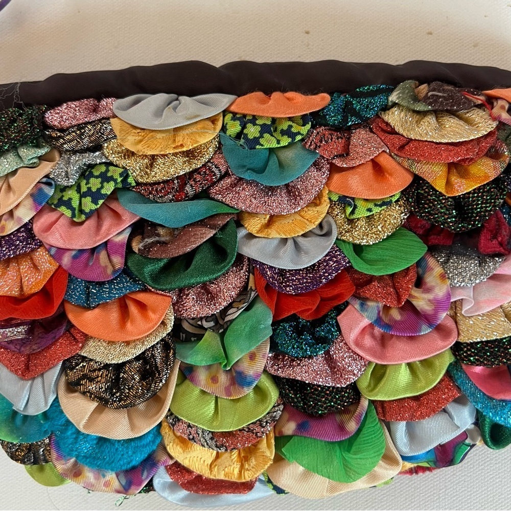 Clutch bag multicolored scallop fabric - Picture 3 of 7